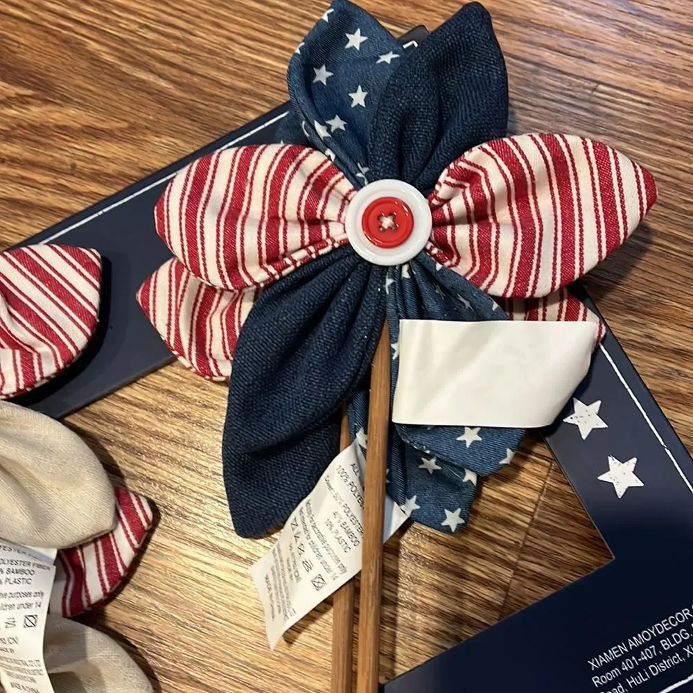 NWT Martha Stewart pinwheels